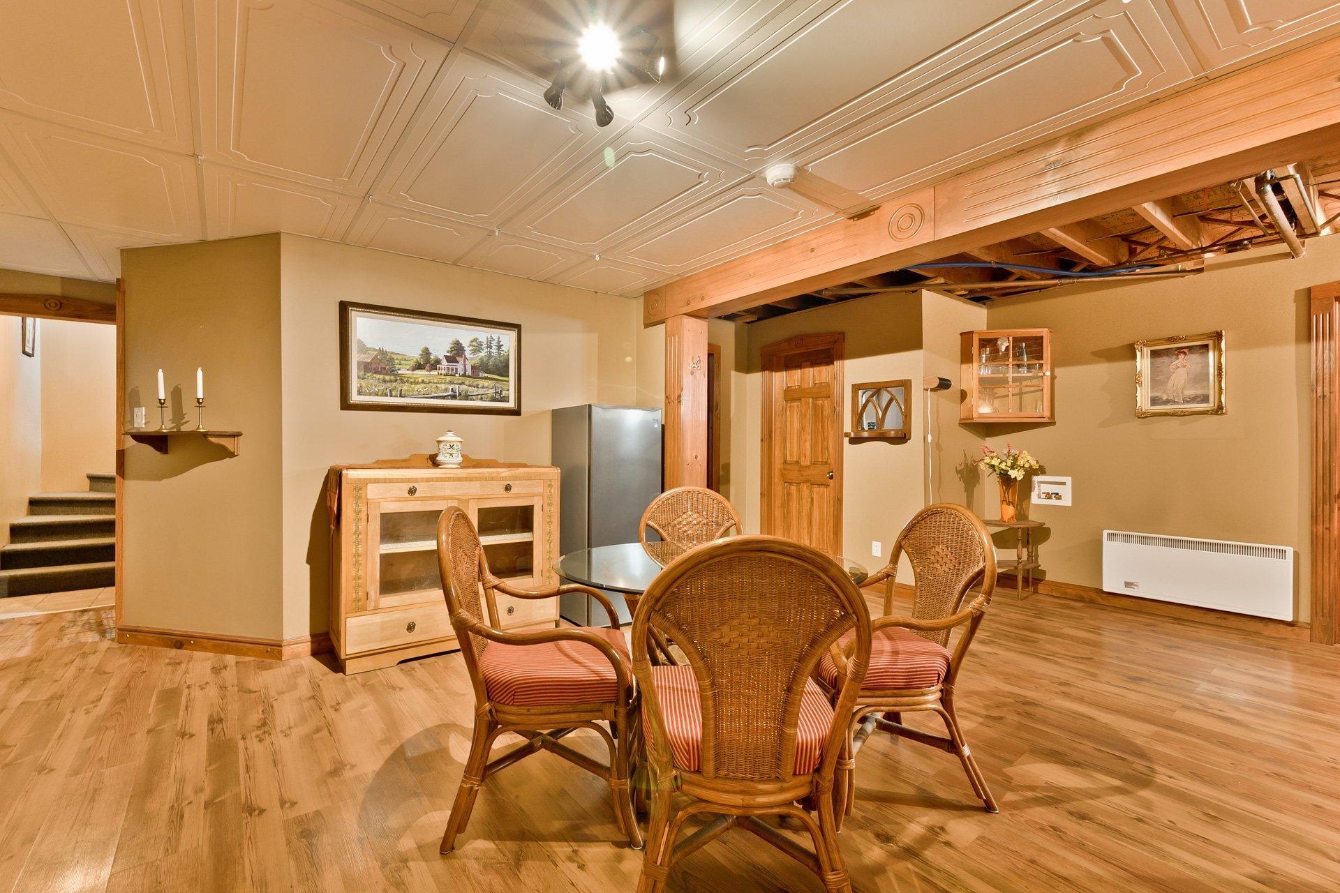 









3310


Rue Galt O.

,
Sherbrooke (Les Nations),




QC
J1H0A5

