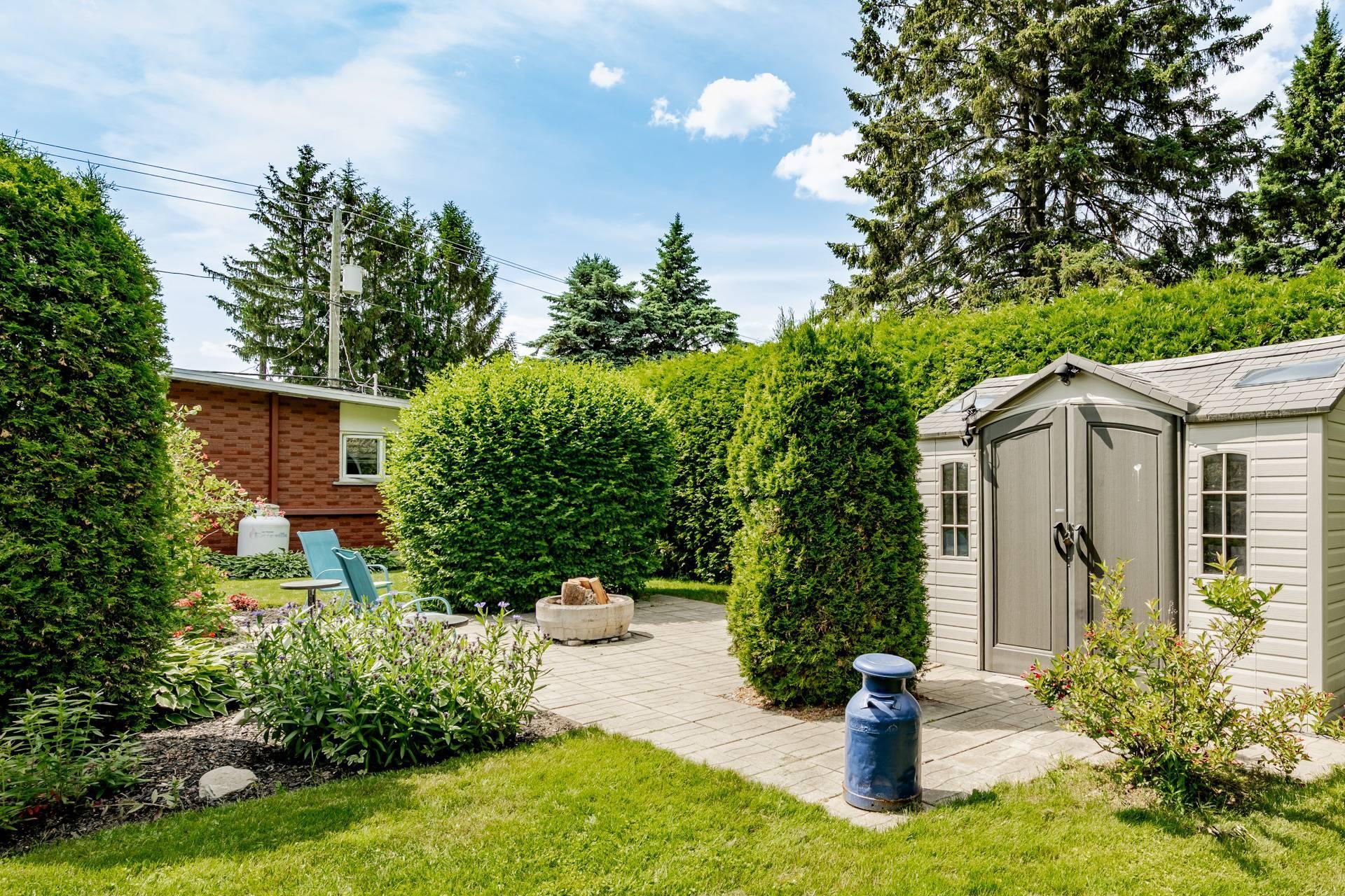 









3310


Rue Galt O.

,
Sherbrooke (Les Nations),




QC
J1H0A5

