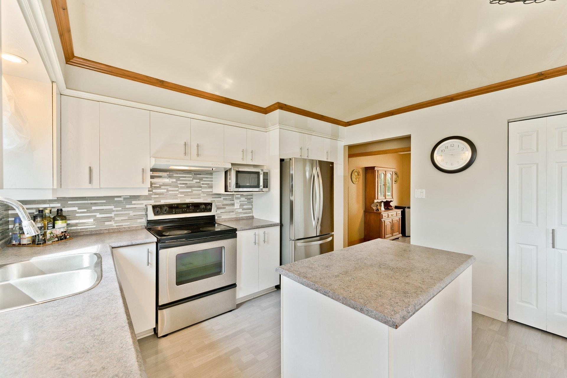 









3310


Rue Galt O.

,
Sherbrooke (Les Nations),




QC
J1H0A5

