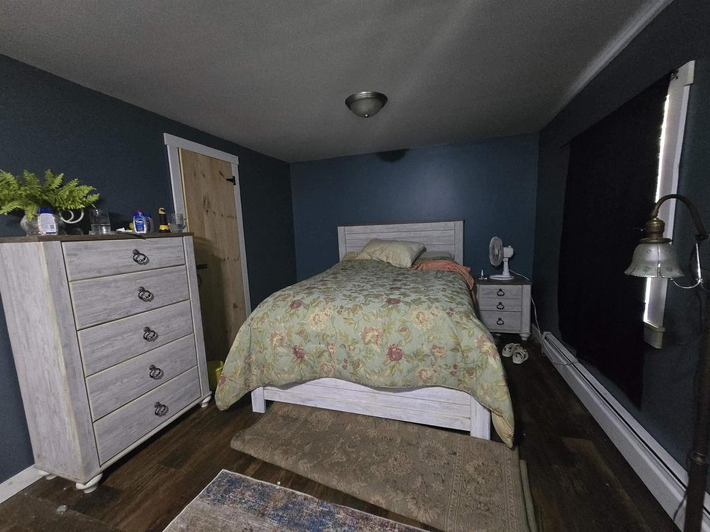 












19 River Road

,
Milton,




NS
B0T 1P0


