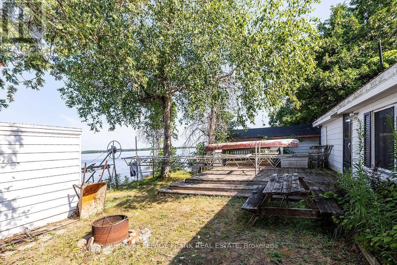 












1206 BLACK BEACH LANE

,
Ramara (Brechin),




Ontario
L0K1B0

