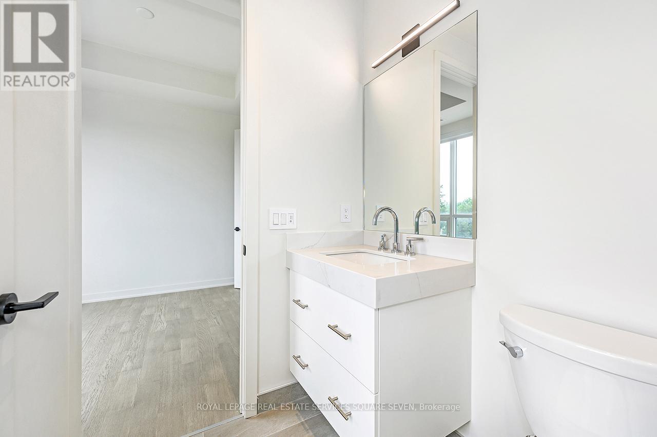 












412 - 123 MAURICE DRIVE

,
Oakville,




Ontario
L6K2W6

