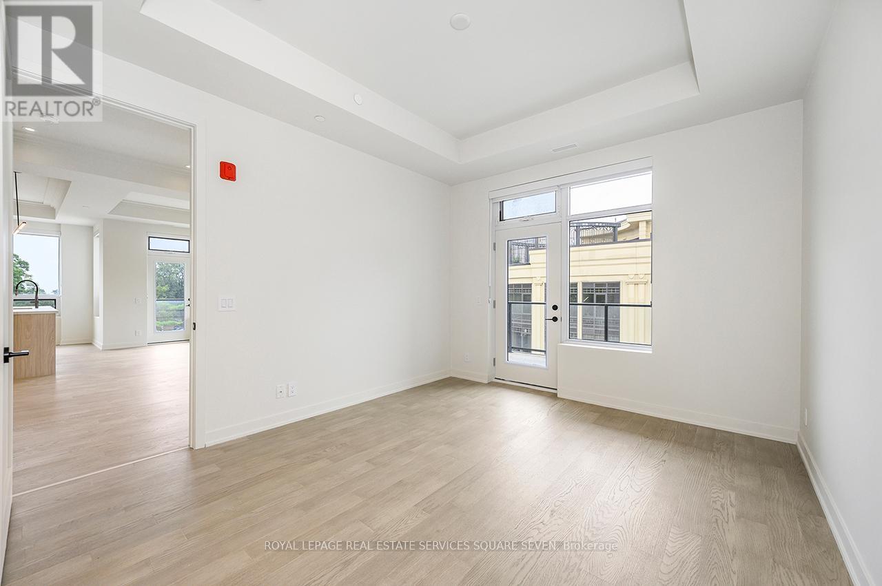 












412 - 123 MAURICE DRIVE

,
Oakville,




Ontario
L6K2W6

