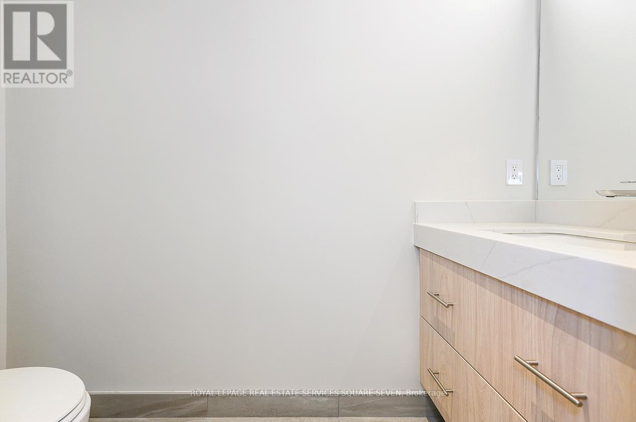 












412 - 123 MAURICE DRIVE

,
Oakville,




Ontario
L6K2W6


