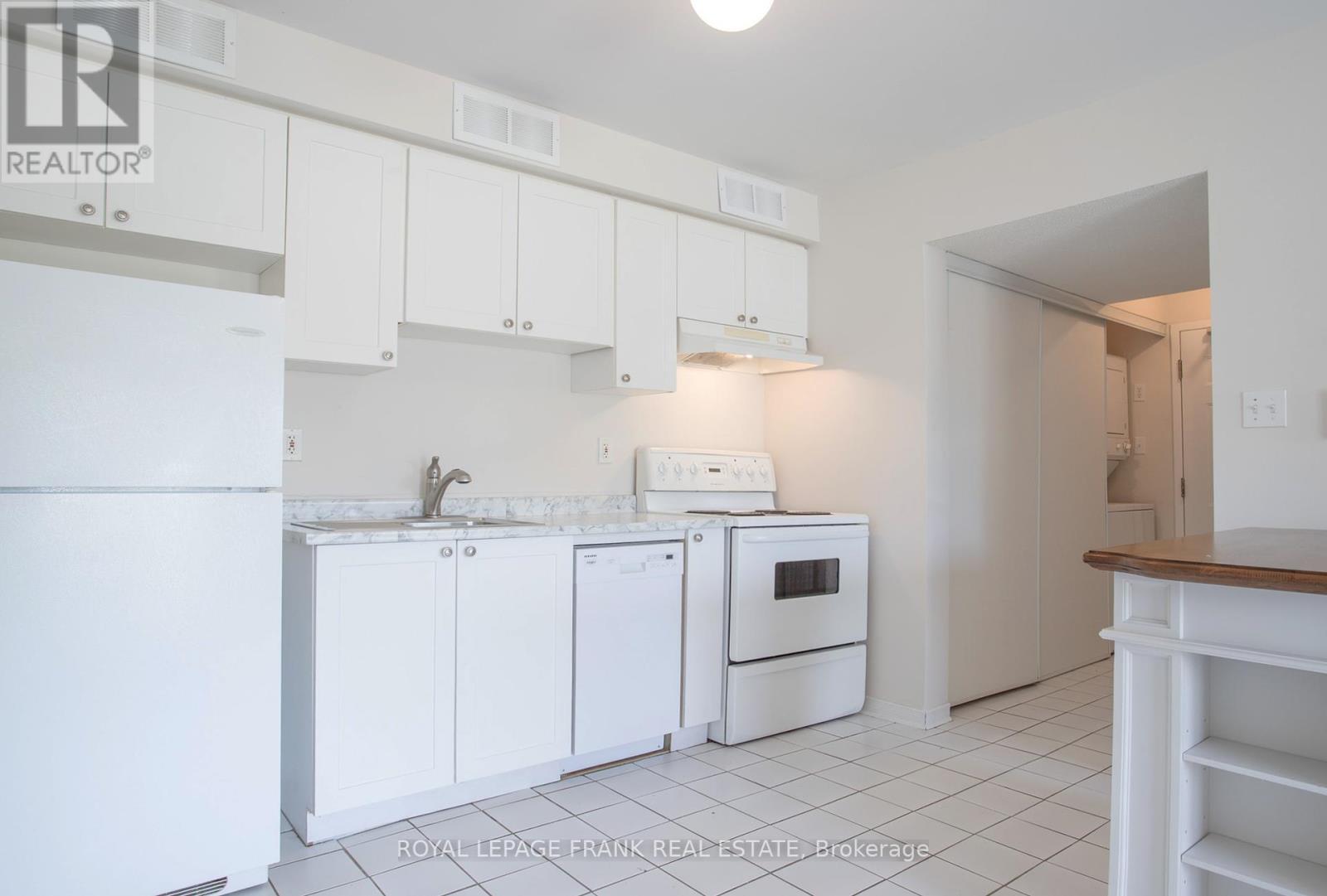 












9 - 1 TESTA ROAD

,
Uxbridge,




Ontario
L9L1Y8

