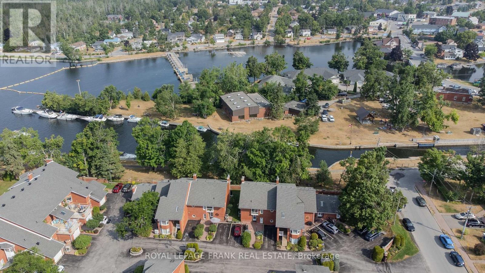 












303 - 1 SHERWOOD STREET

,
Kawartha Lakes (Bobcaygeon),




Ontario
K0M1A0

