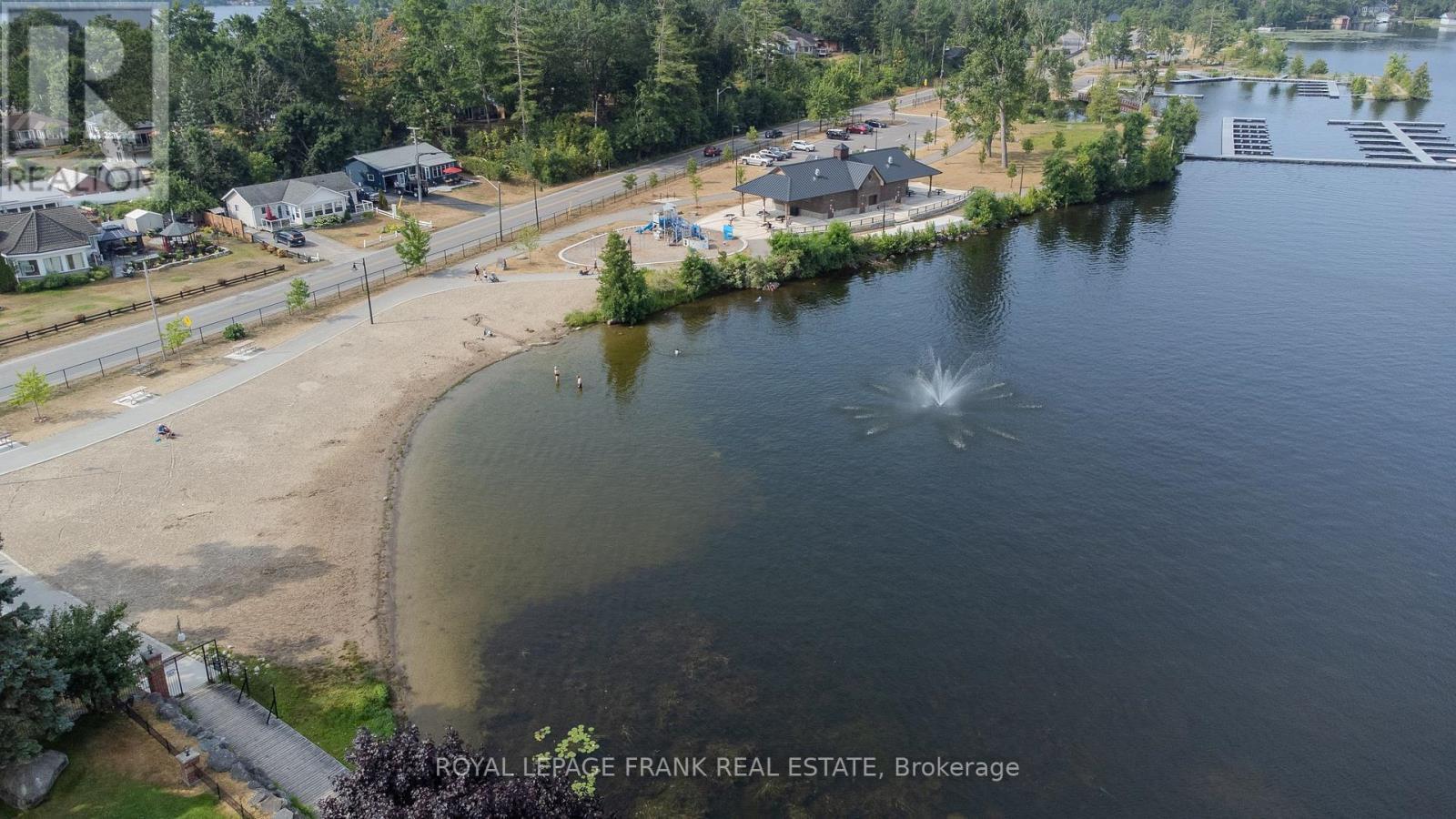 












303 - 1 SHERWOOD STREET

,
Kawartha Lakes (Bobcaygeon),




Ontario
K0M1A0

