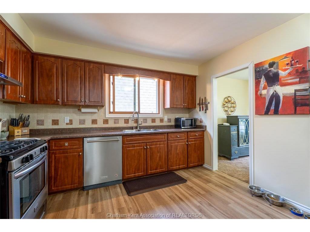 









12


Sioux

Drive,
Chatham,




ON
N7M 5S5

