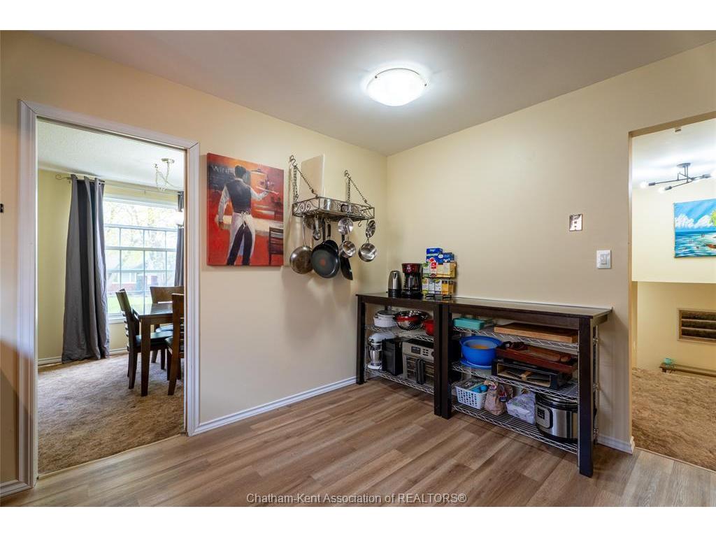 









12


Sioux

Drive,
Chatham,




ON
N7M 5S5

