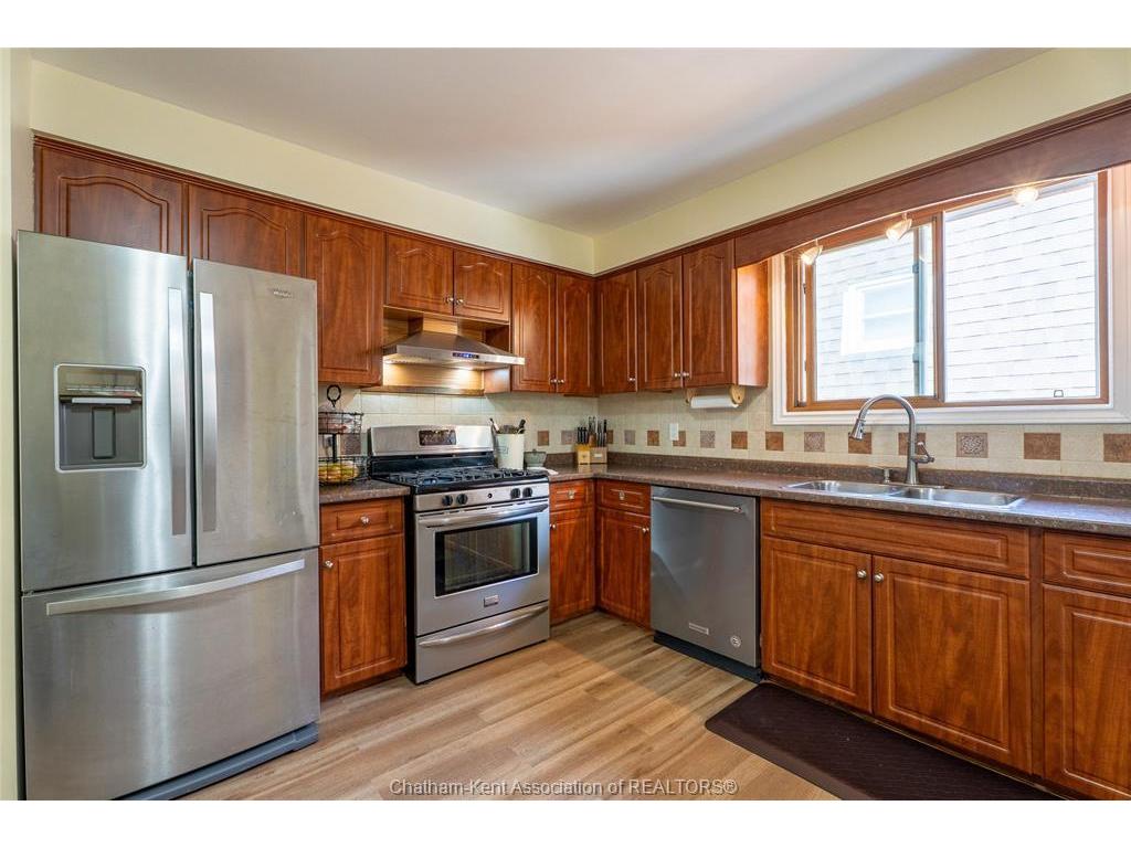 









12


Sioux

Drive,
Chatham,




ON
N7M 5S5

