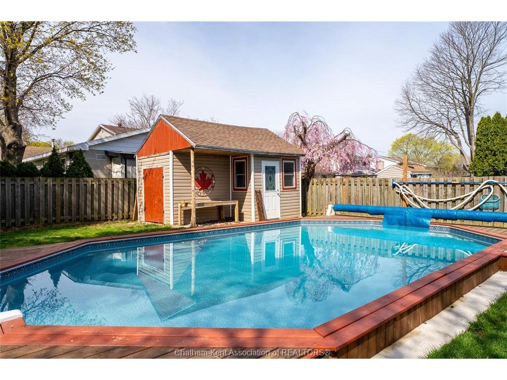 









12


Sioux

Drive,
Chatham,




ON
N7M 5S5

