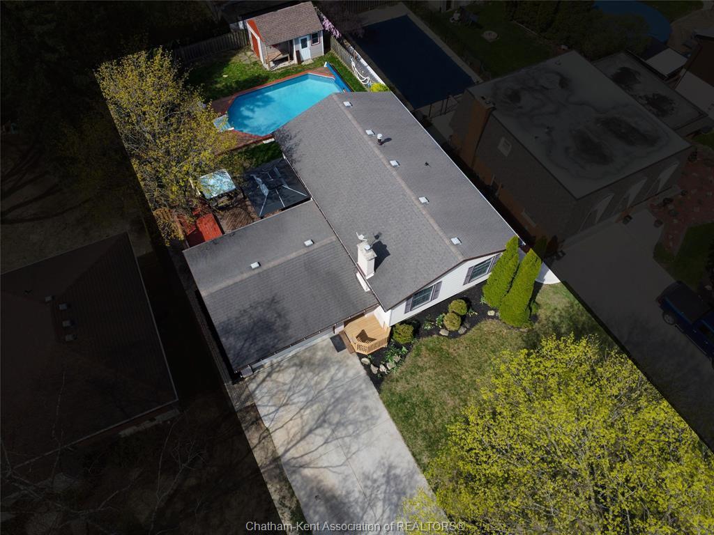 









12


Sioux

Drive,
Chatham,




ON
N7M 5S5

