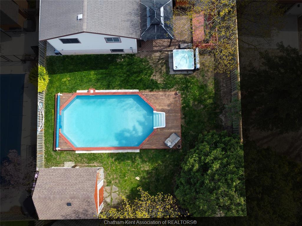 









12


Sioux

Drive,
Chatham,




ON
N7M 5S5

