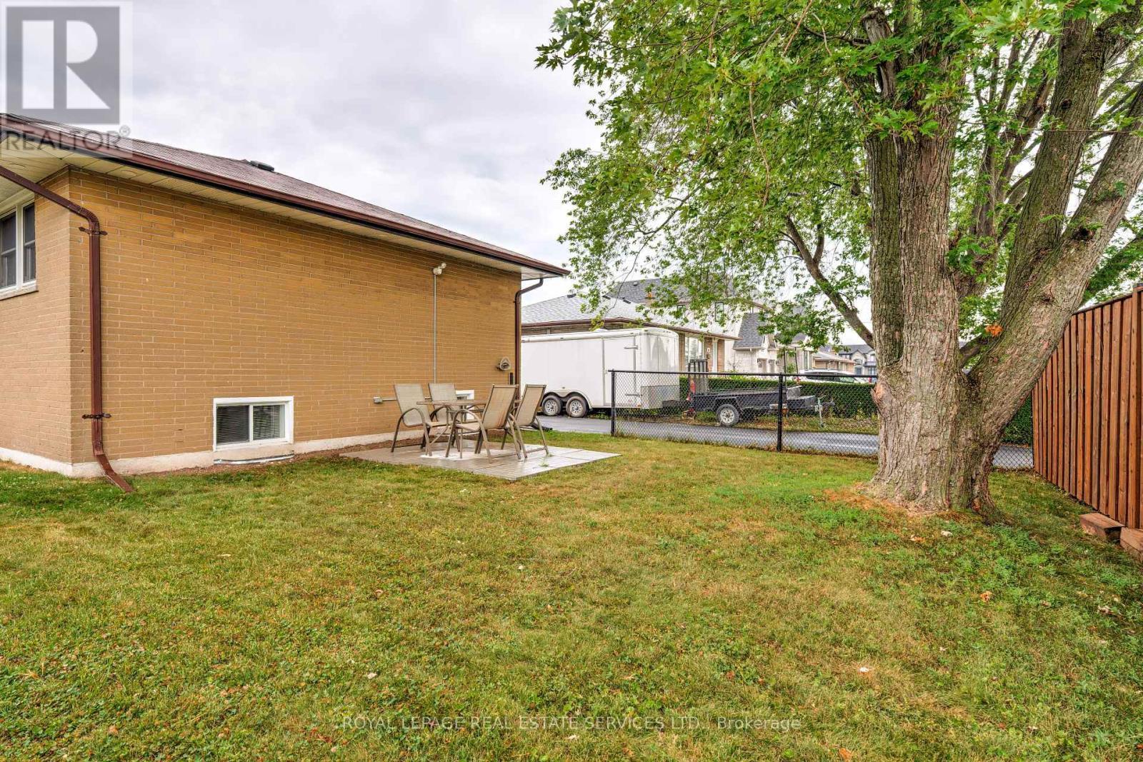 












342 MORDEN ROAD

,
Oakville,




Ontario
L6K2S8

