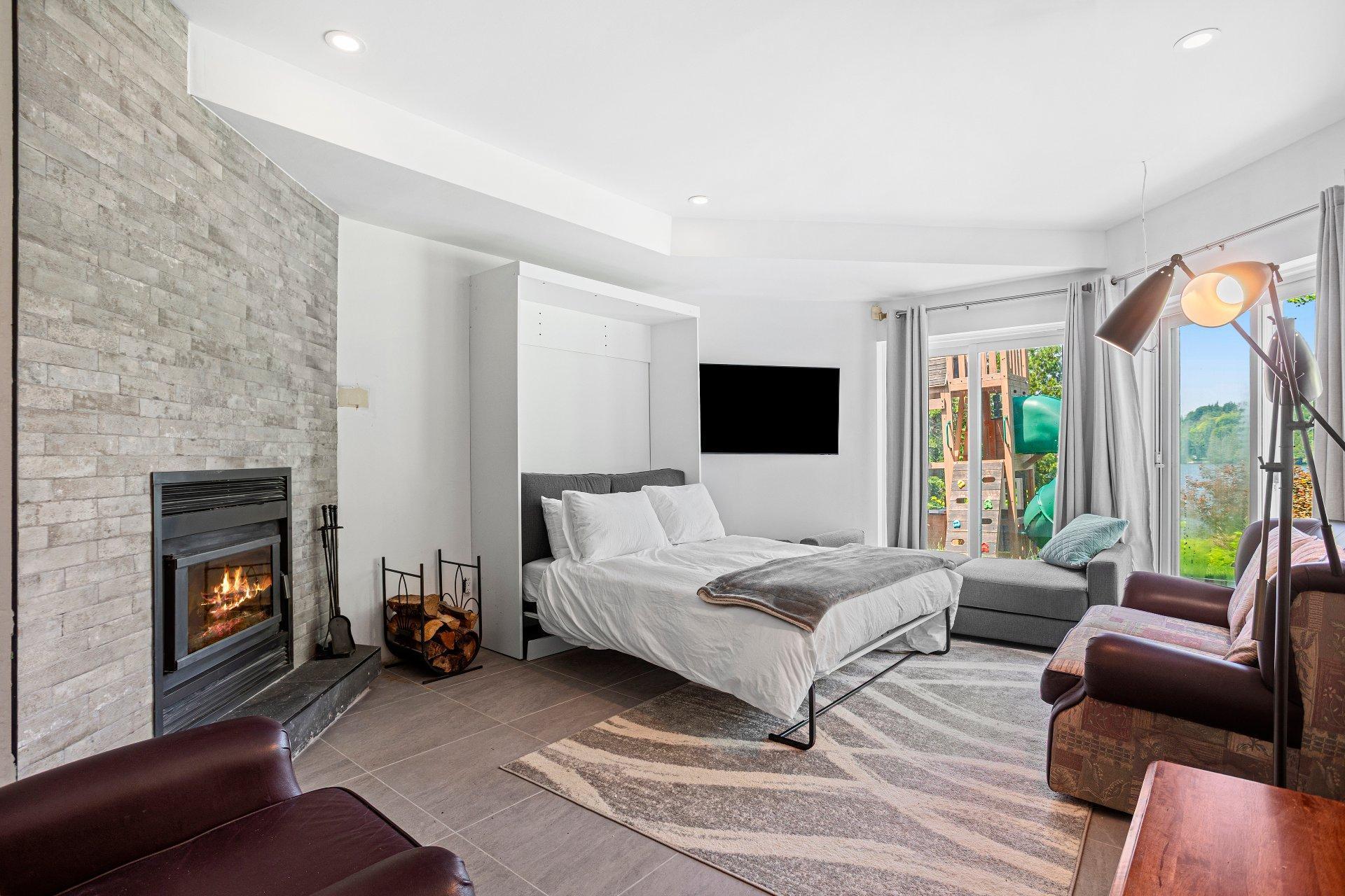 









851

 - 853


Ch. Morgan

,
Saint-Adolphe-d'Howard,




QC
J0T2B0

