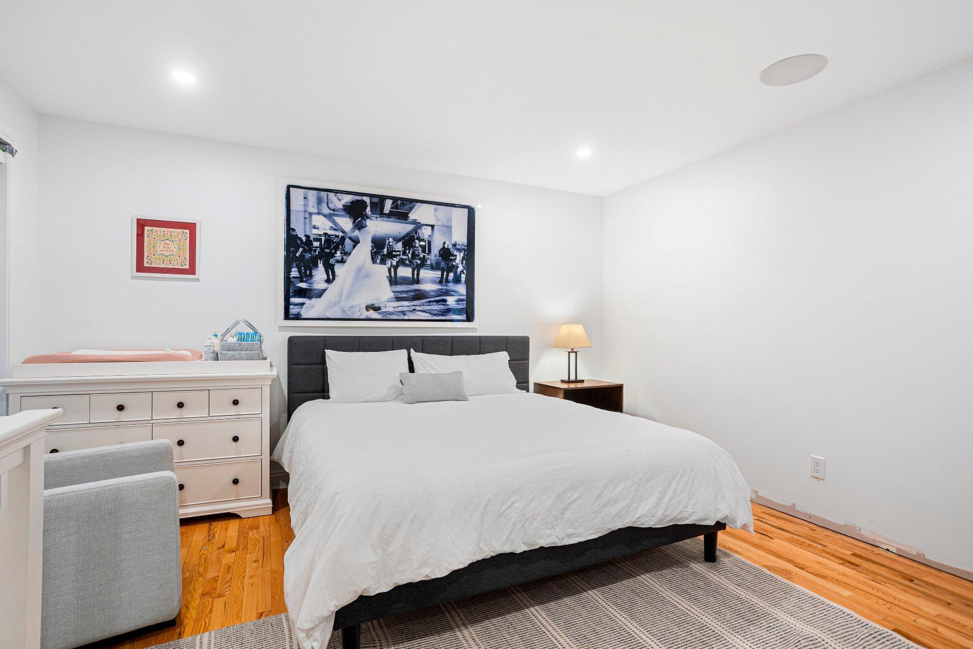 









851

 - 853


Ch. Morgan

,
Saint-Adolphe-d'Howard,




QC
J0T2B0

