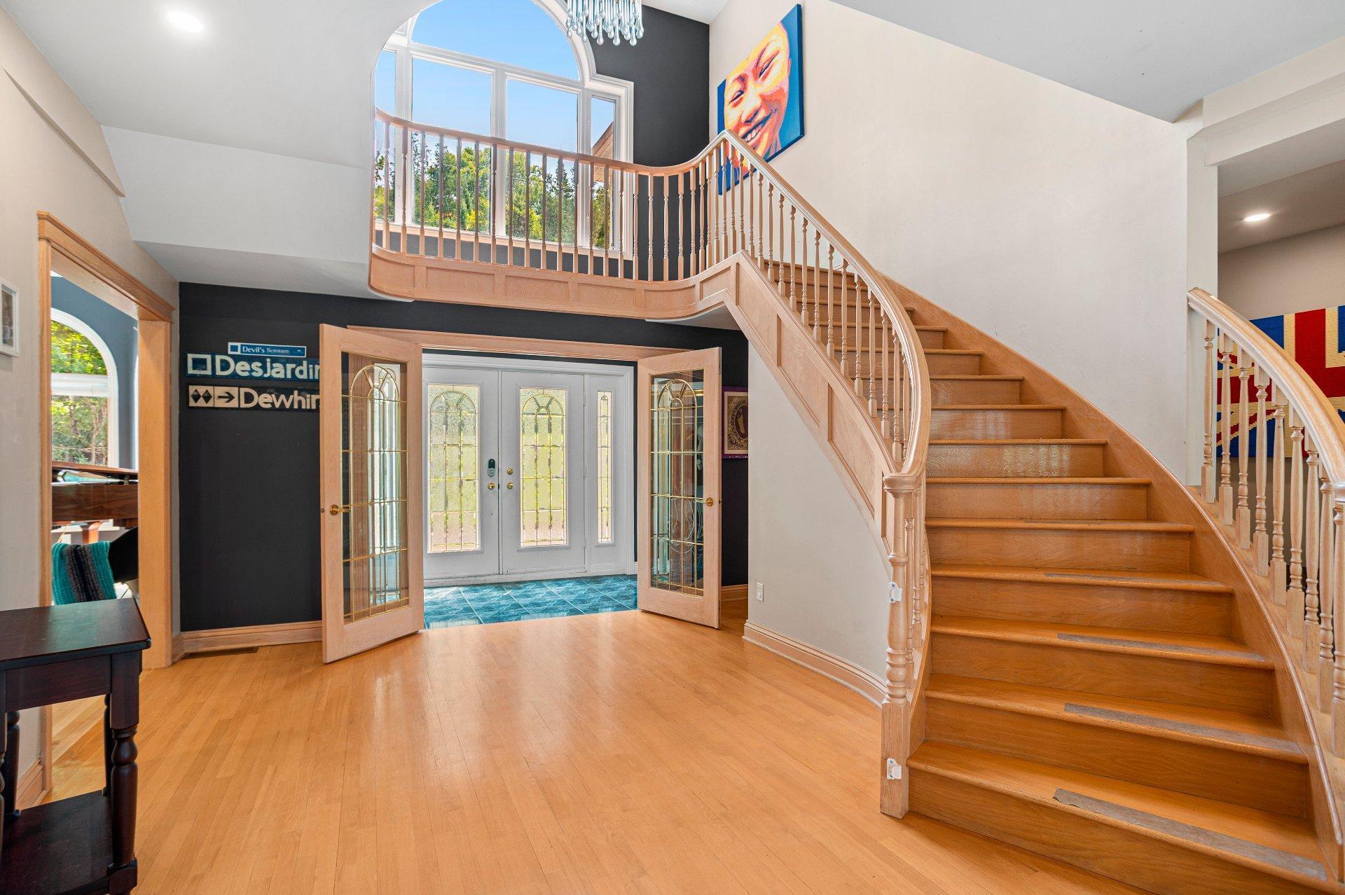 









851

 - 853


Ch. Morgan

,
Saint-Adolphe-d'Howard,




QC
J0T2B0

