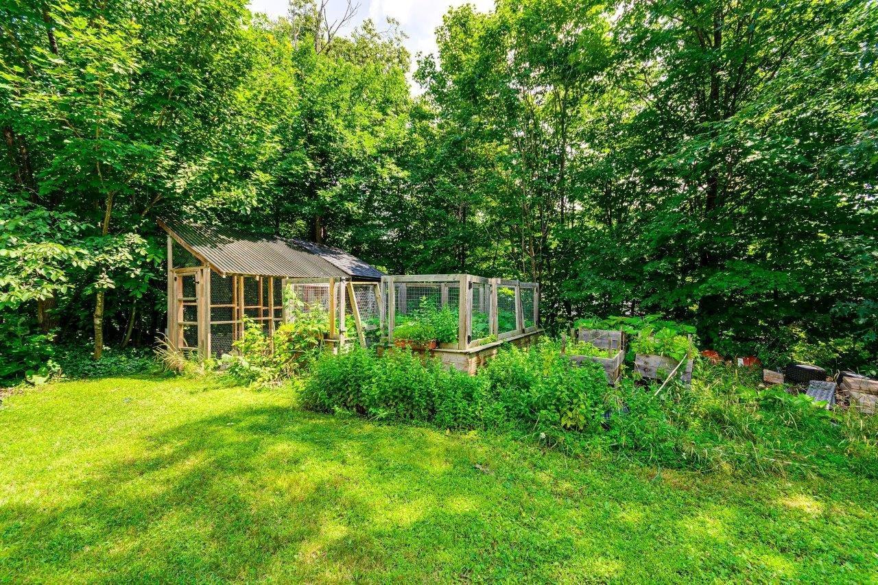 









51


Rue des Poiriers

,
Cantley,




QC
J8V3R5


