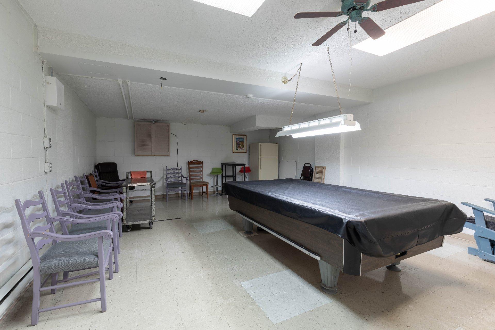 









295


Boul. St-Joseph

, 404,
Gatineau (Hull),




QC
J8Y3Y5

