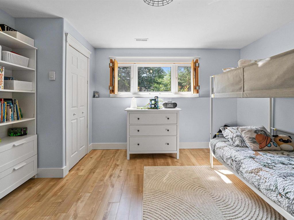 












6 Norman Boulevard

,
Hammonds Plains,




NS
B4B 1N5

