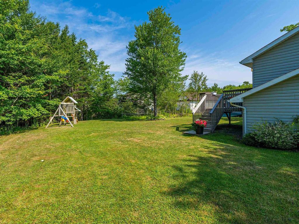 












6 Norman Boulevard

,
Hammonds Plains,




NS
B4B 1N5

