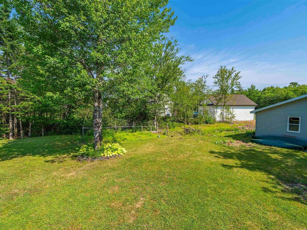 












6 Norman Boulevard

,
Hammonds Plains,




NS
B4B 1N5

