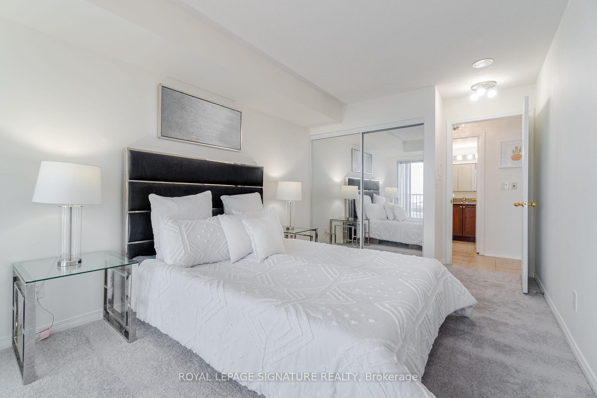 









185


Oneida

Crescent, 903,
Richmond Hill,




ON
L4B 0B1

