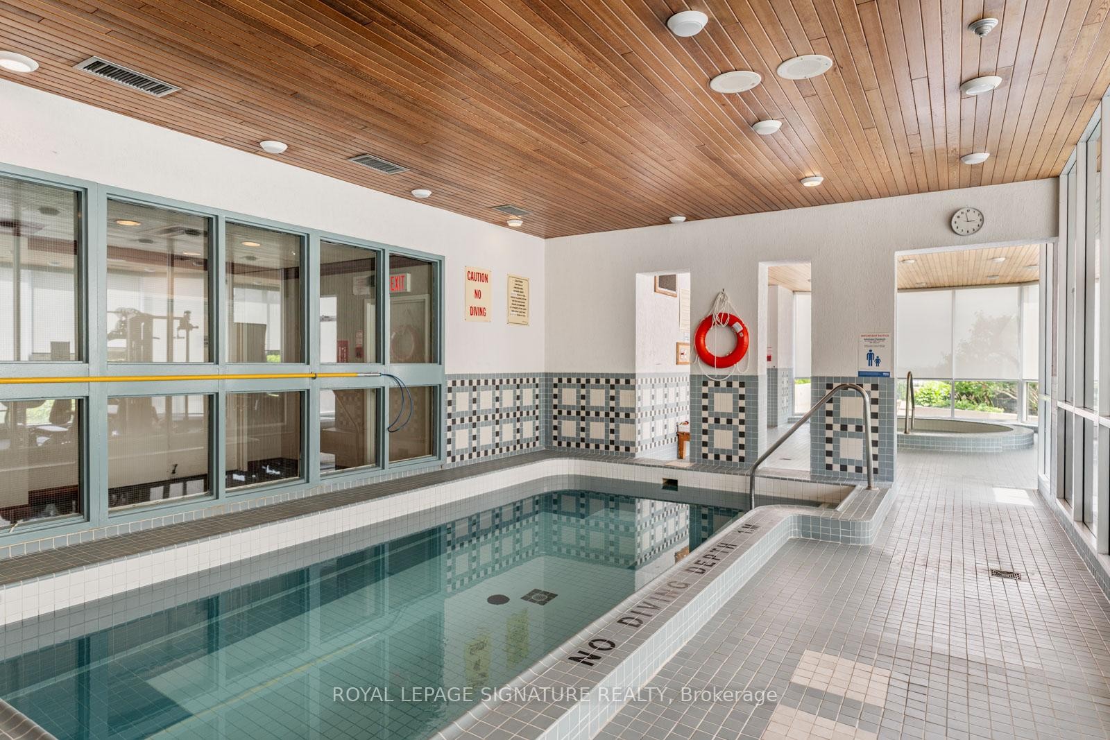 









880


Dundas

Street West, LPH4,
Mississauga,




ON
L5C 4H3

