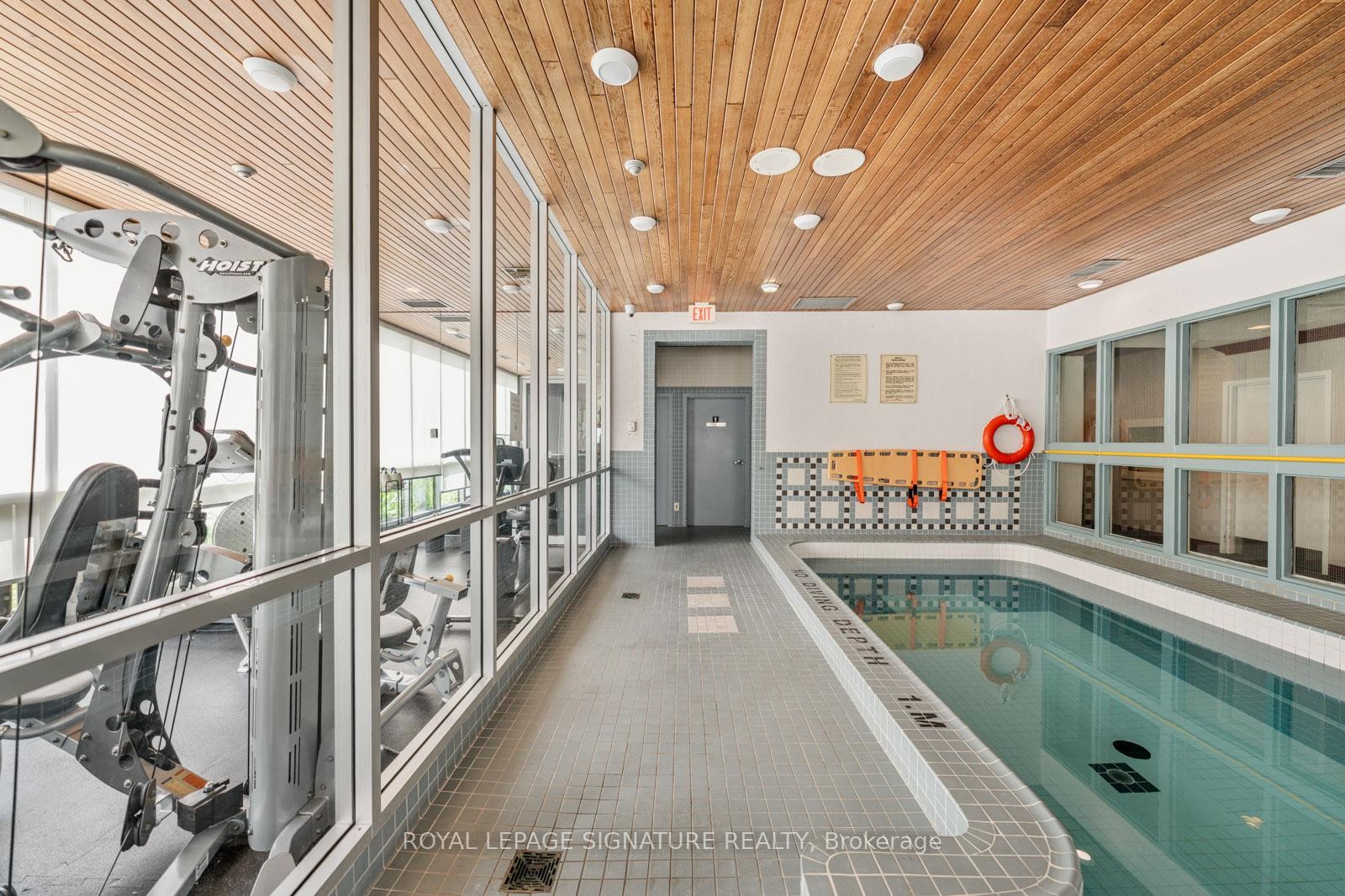 









880


Dundas

Street West, LPH4,
Mississauga,




ON
L5C 4H3

