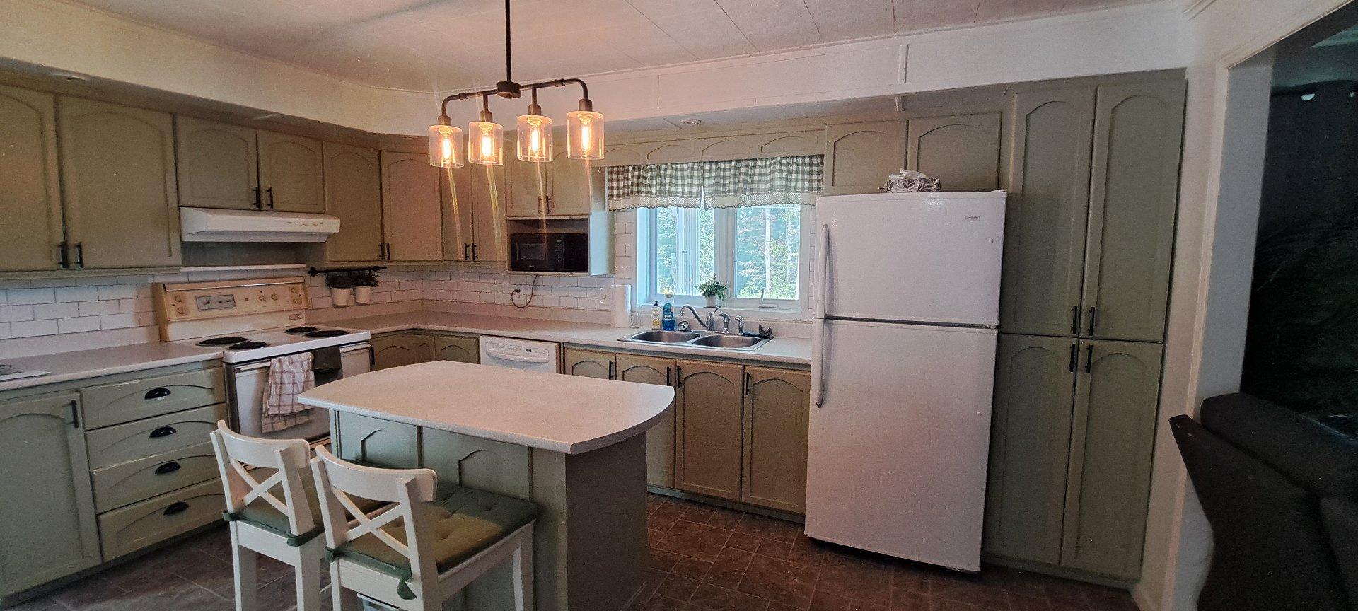 









312


Ch. de la Rivière-Gatineau

,
Sainte-Thérèse-de-la-Gatineau,




QC
J0X2X0

