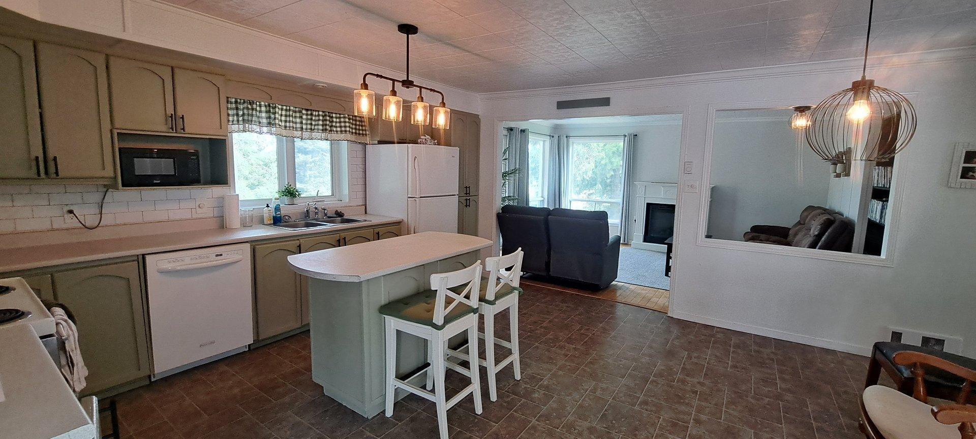 









312


Ch. de la Rivière-Gatineau

,
Sainte-Thérèse-de-la-Gatineau,




QC
J0X2X0

