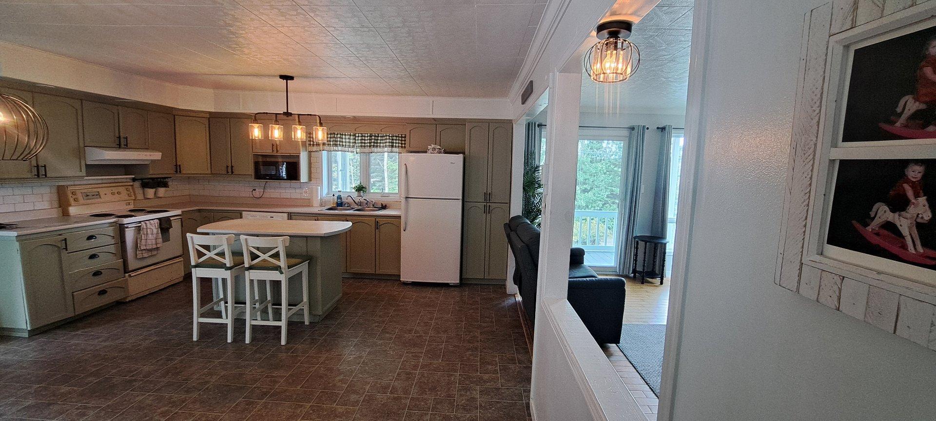 









312


Ch. de la Rivière-Gatineau

,
Sainte-Thérèse-de-la-Gatineau,




QC
J0X2X0


