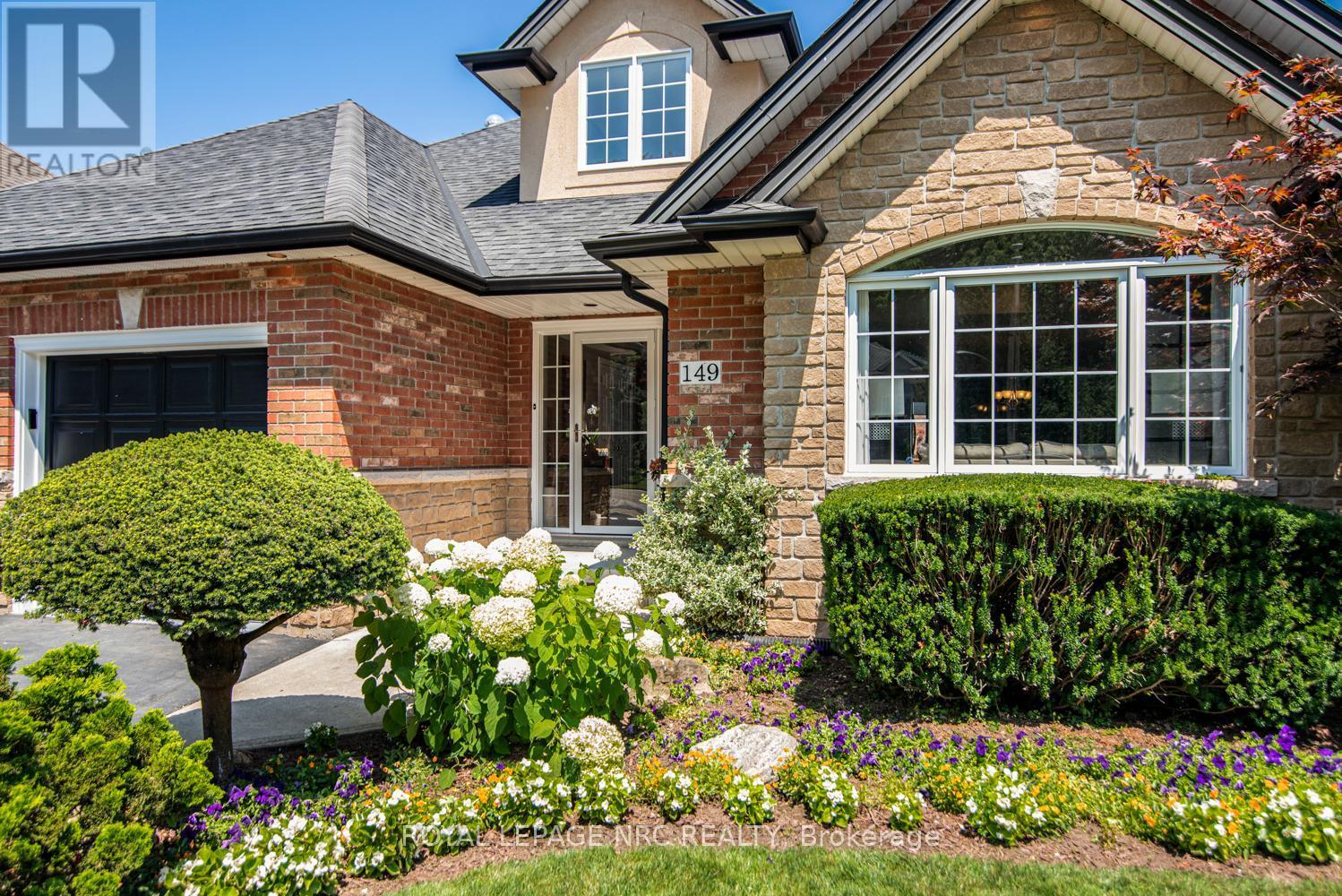












149 DORCHESTER DRIVE

,
Grimsby,




Ontario
L3M5J9

