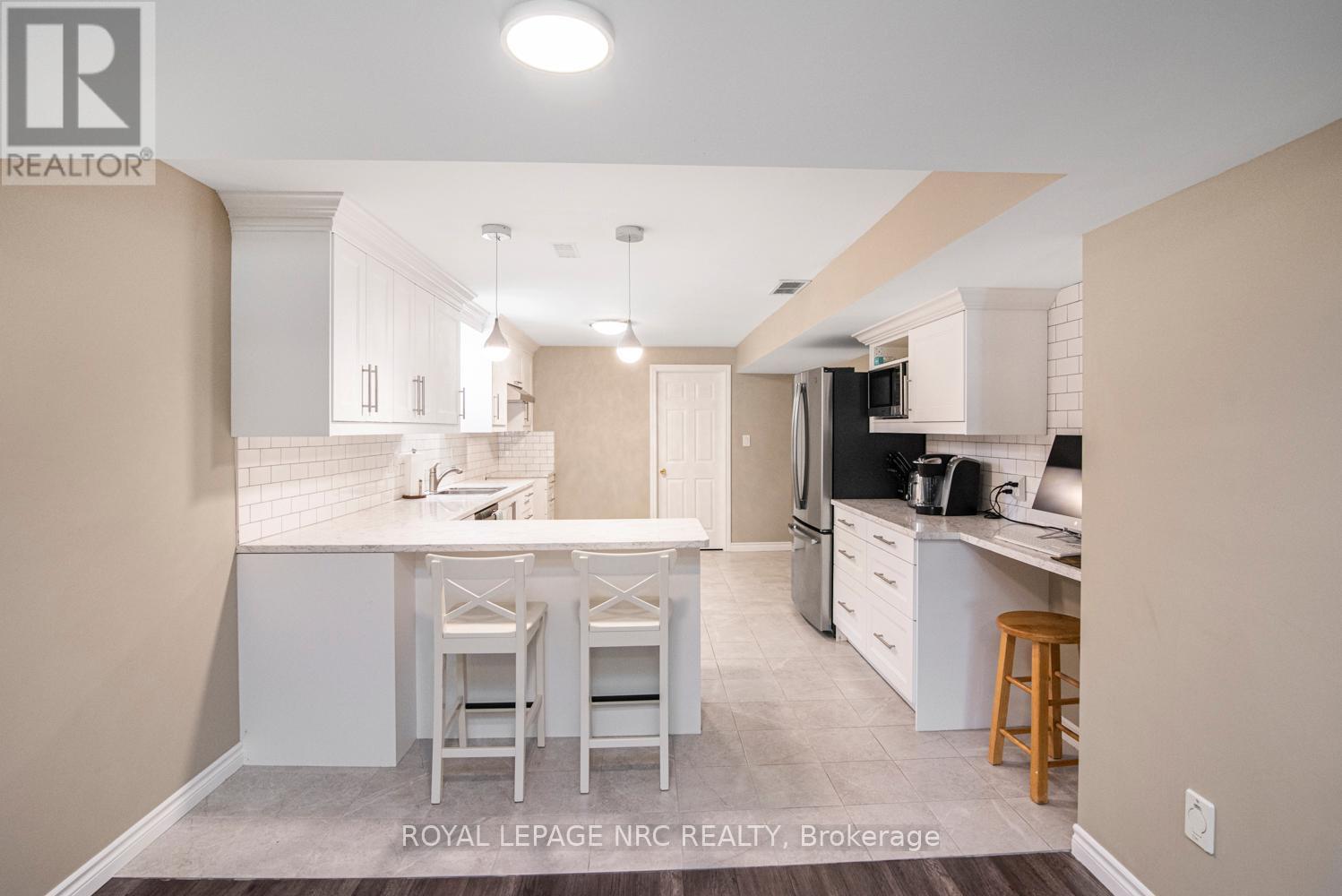 












149 DORCHESTER DRIVE

,
Grimsby,




Ontario
L3M5J9

