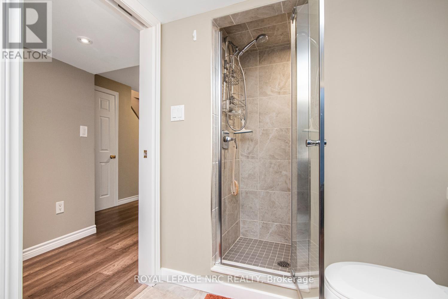












149 DORCHESTER DRIVE

,
Grimsby,




Ontario
L3M5J9

