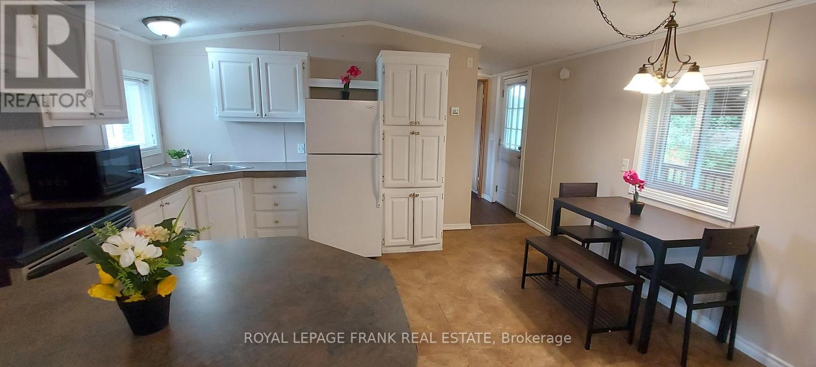 












2171 ST. OLA ROAD

,
Tudor and Cashel (Cashel Ward),




Ontario
K0L1W0

