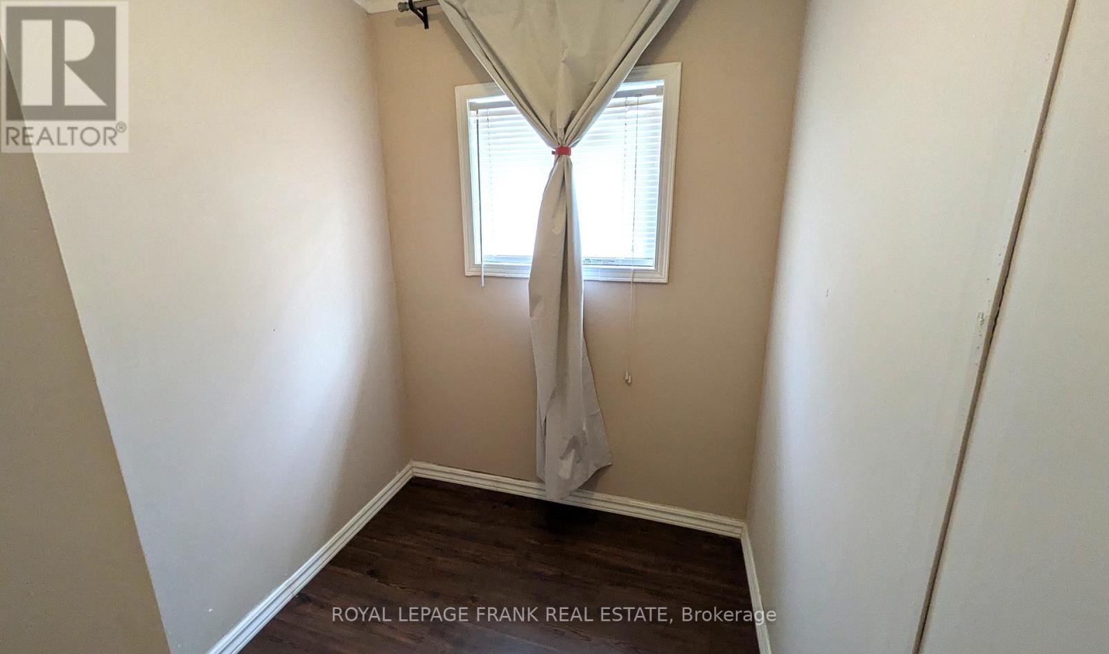 












2171 ST. OLA ROAD

,
Tudor and Cashel (Cashel Ward),




Ontario
K0L1W0

