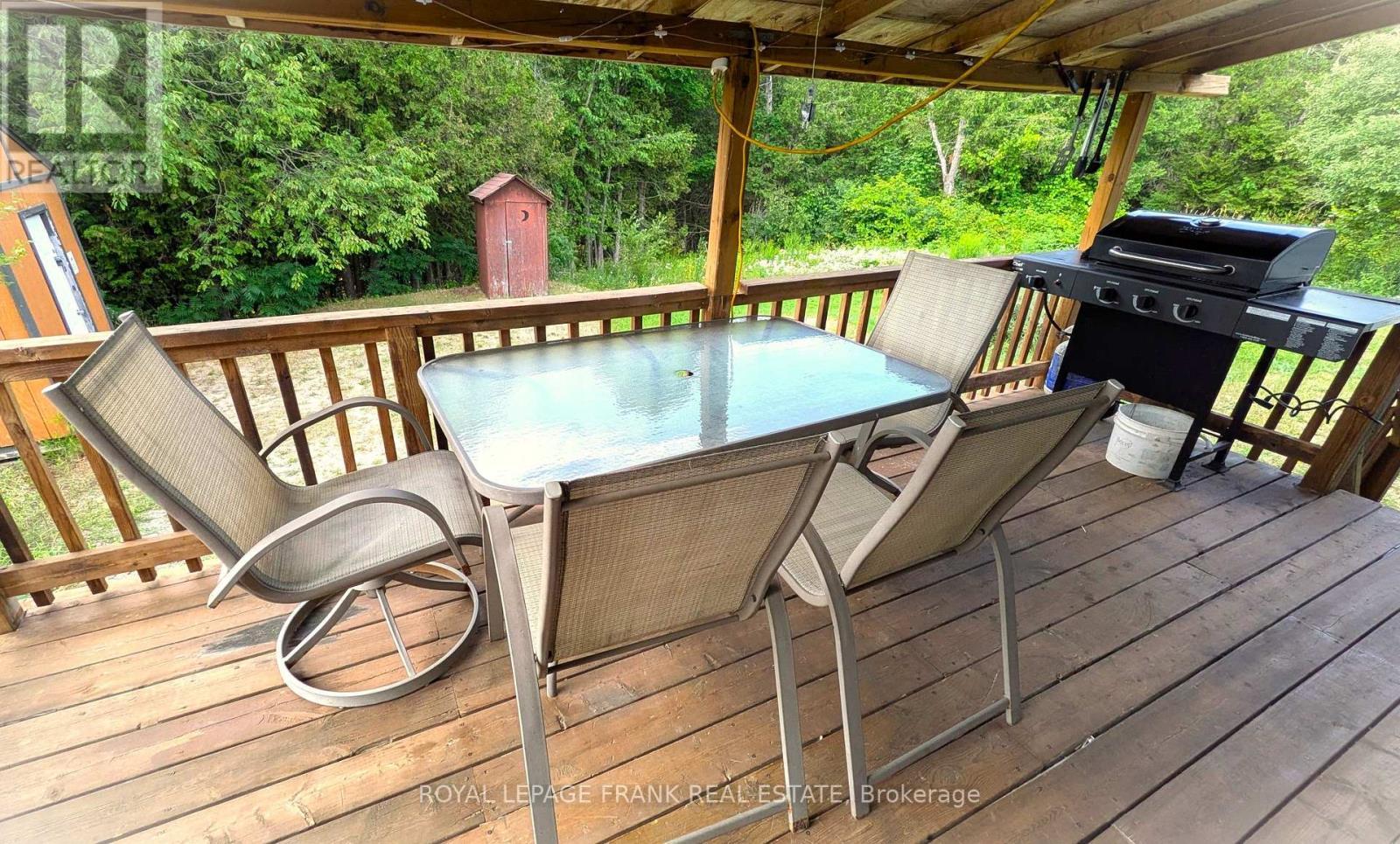 












2171 ST. OLA ROAD

,
Tudor and Cashel (Cashel Ward),




Ontario
K0L1W0

