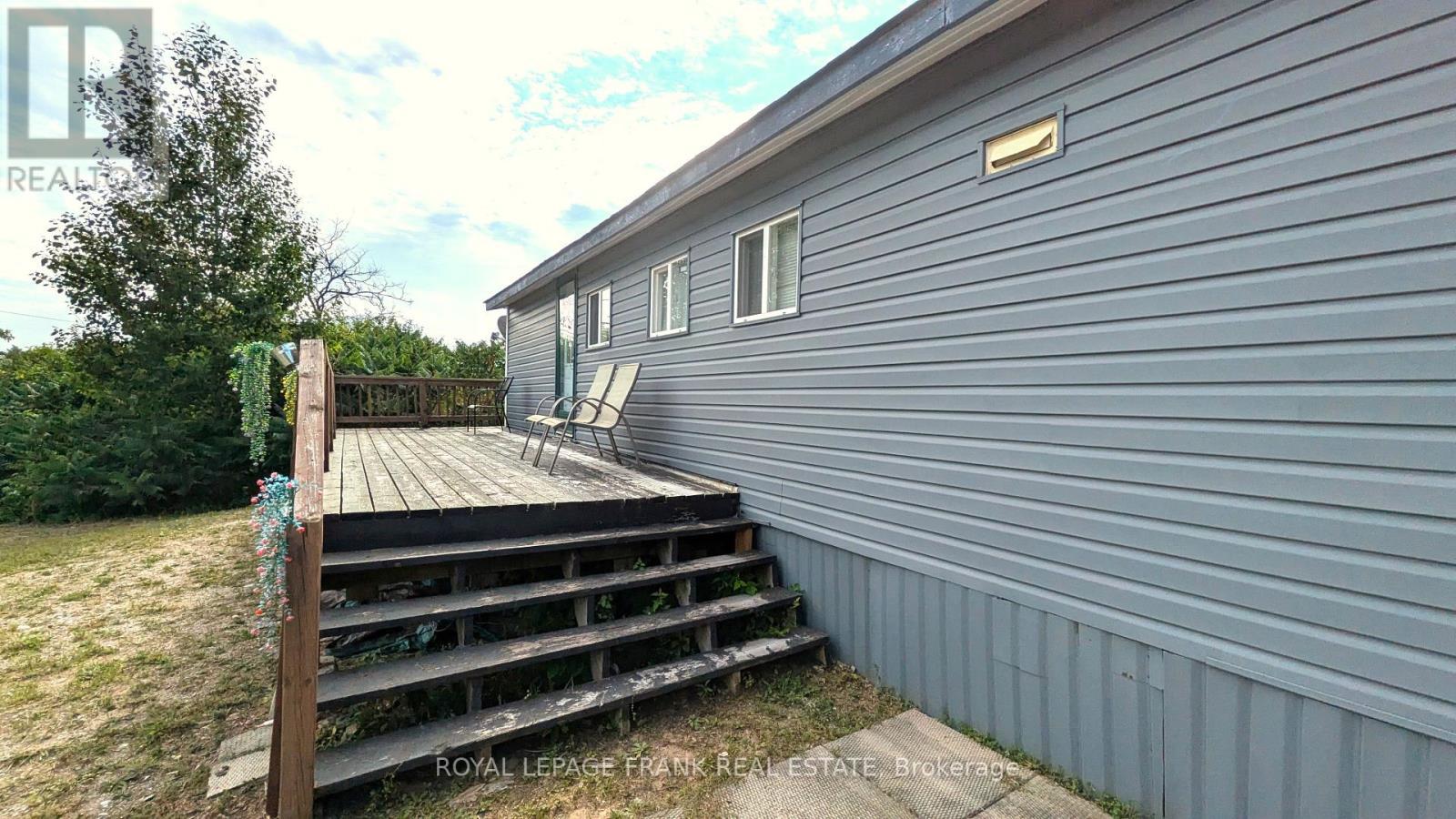 












2171 ST. OLA ROAD

,
Tudor and Cashel (Cashel Ward),




Ontario
K0L1W0

