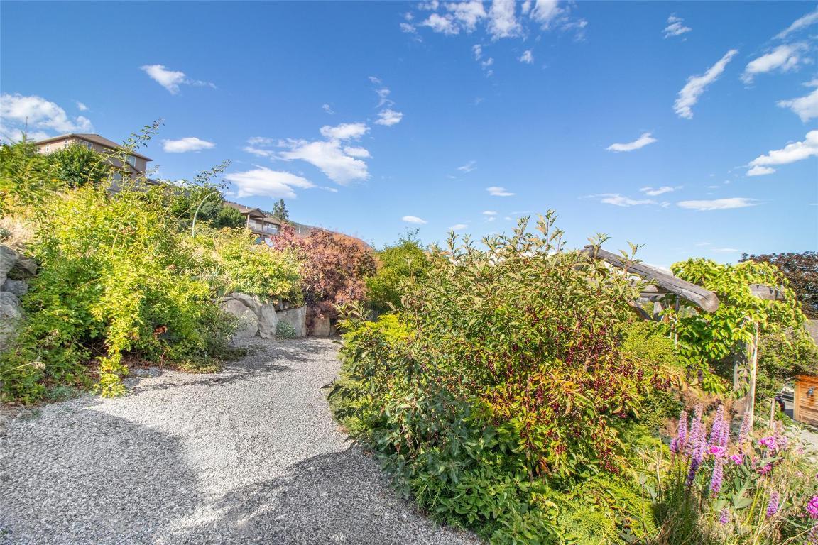 









2741


Sugosa

Place,
West Kelowna,




BC
V4T 2X3

