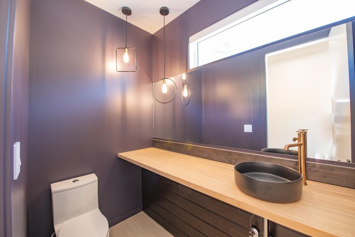 









8820


Oxford

Road,
Vernon,




BC
V1H 2K8

