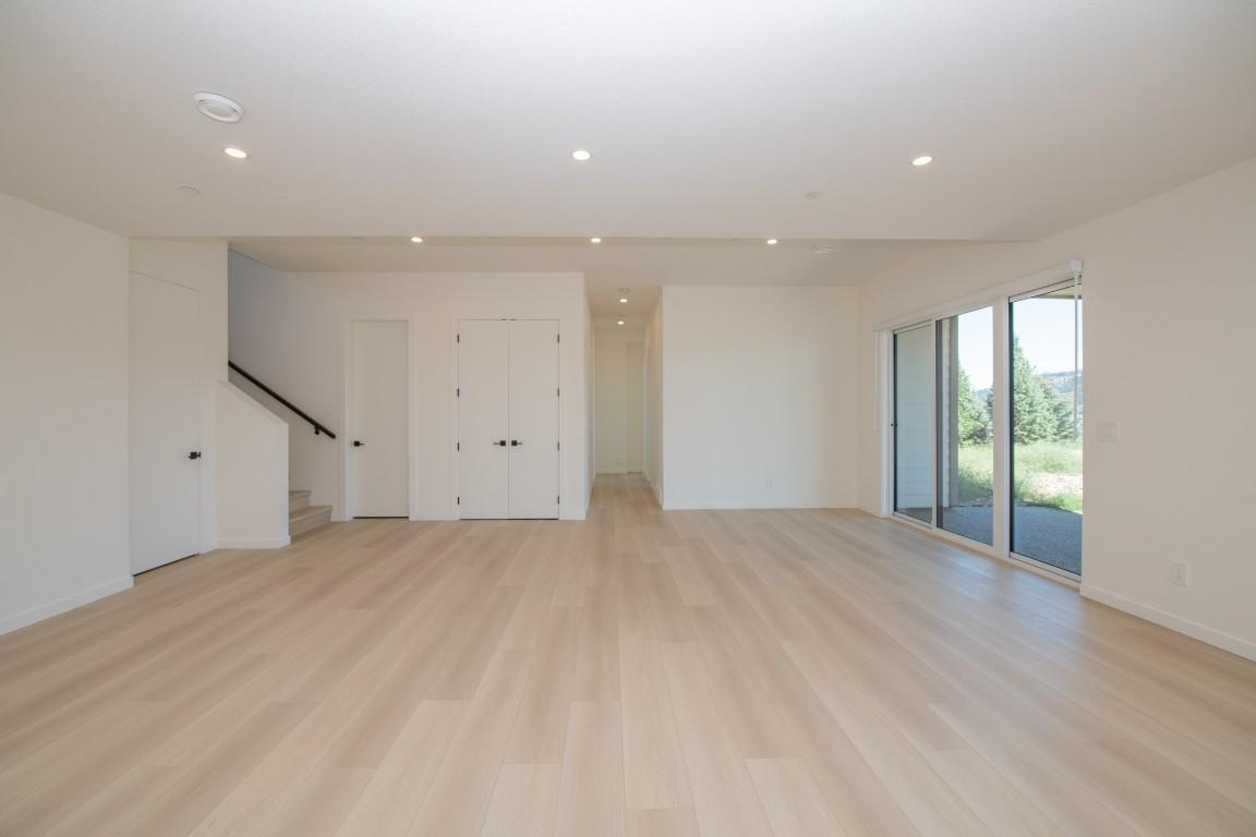 









8820


Oxford

Road,
Vernon,




BC
V1H 2K8

