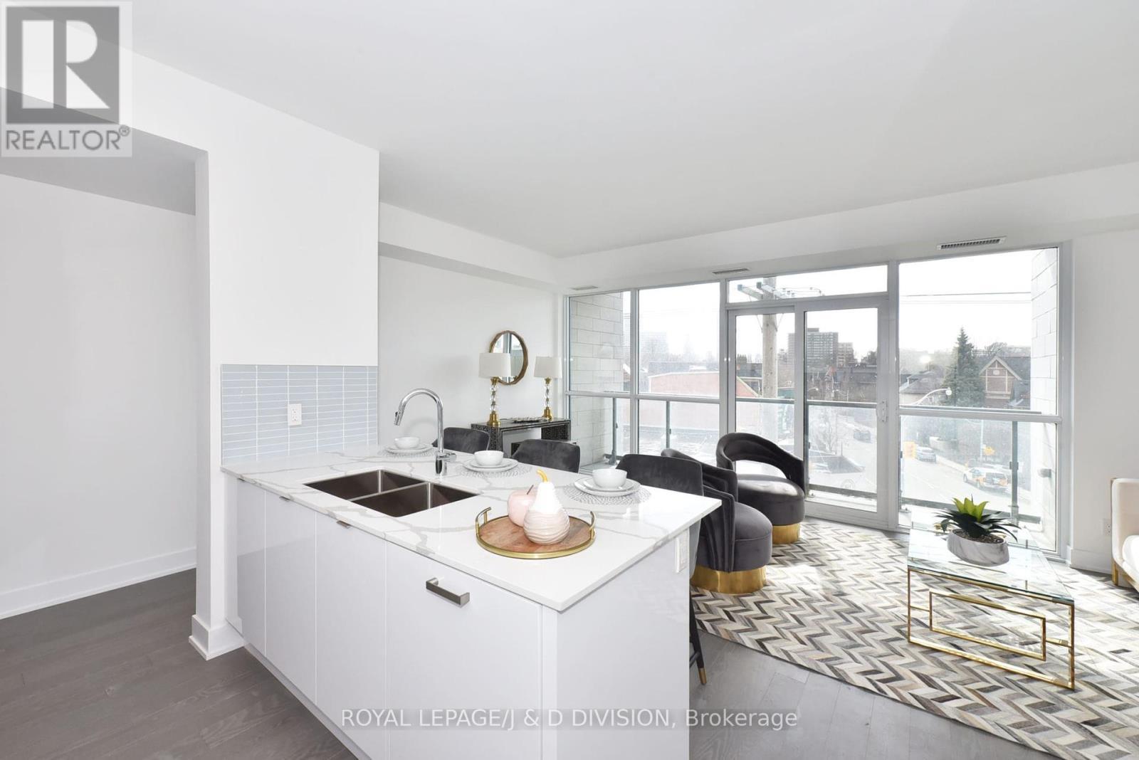 












309 - 181 BEDFORD ROAD

,
Toronto,




Ontario
M5R3P8

