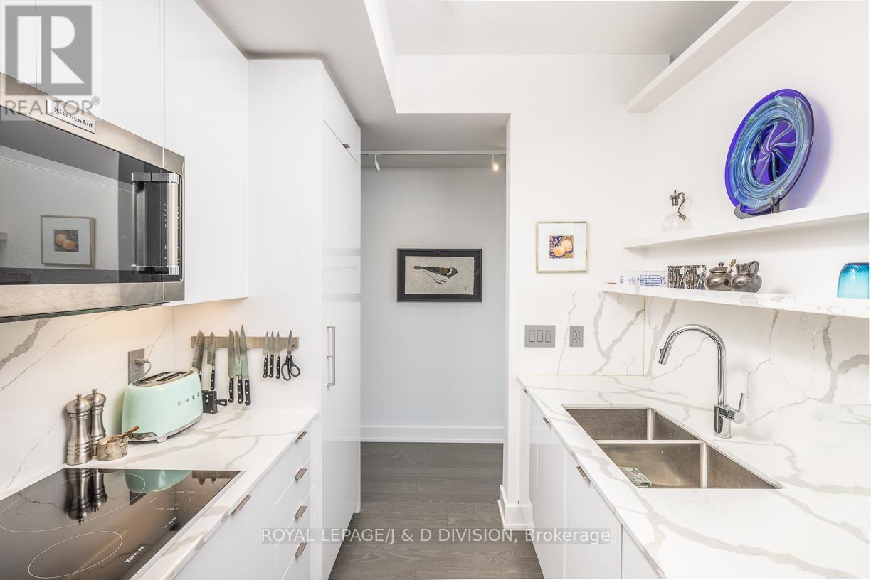 












309 - 181 BEDFORD ROAD

,
Toronto,




Ontario
M5R3P8

