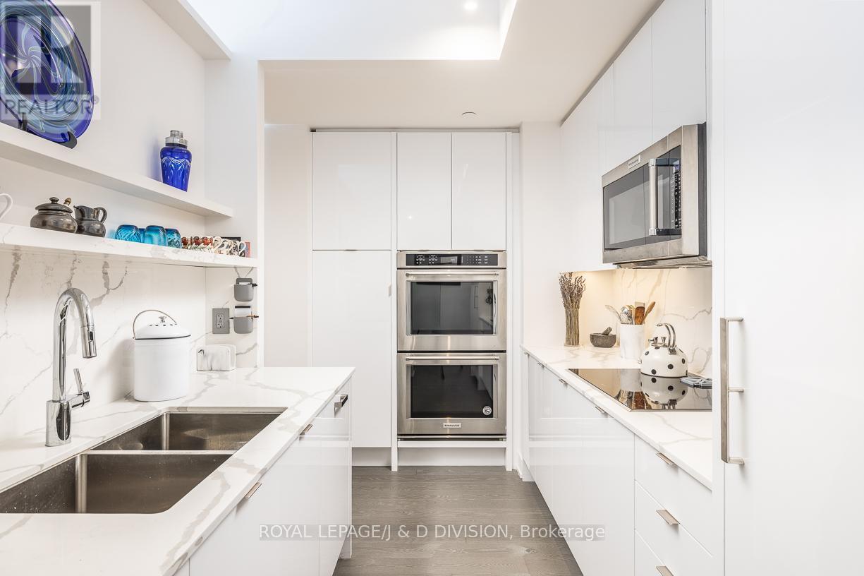












309 - 181 BEDFORD ROAD

,
Toronto,




Ontario
M5R3P8

