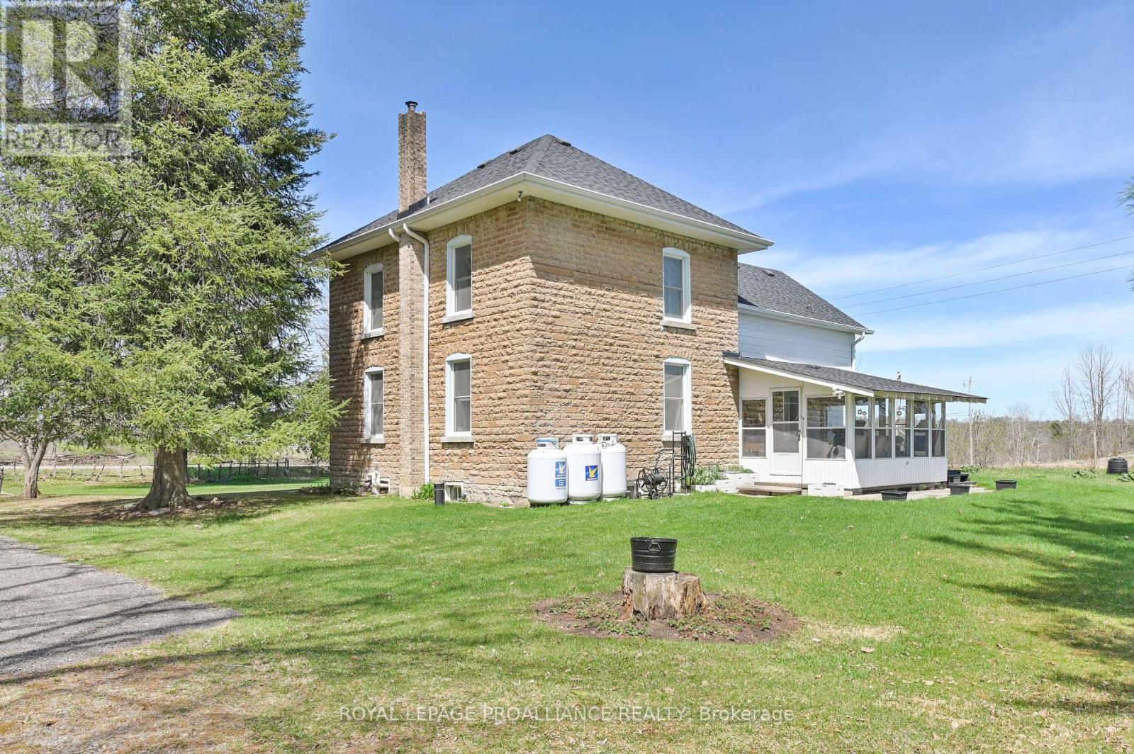 












39 PALMATEER ROAD

,
Tweed (Hungerford (Twp)),




Ontario
K0K3J0

