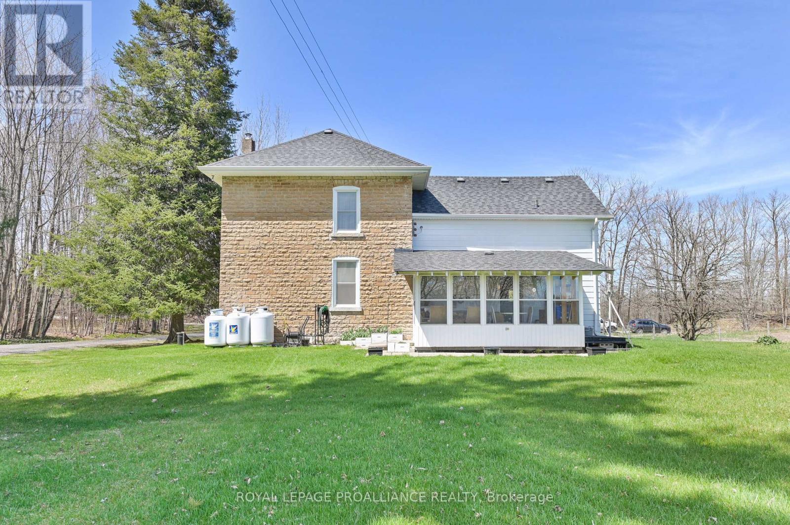 












39 PALMATEER ROAD

,
Tweed (Hungerford (Twp)),




Ontario
K0K3J0

