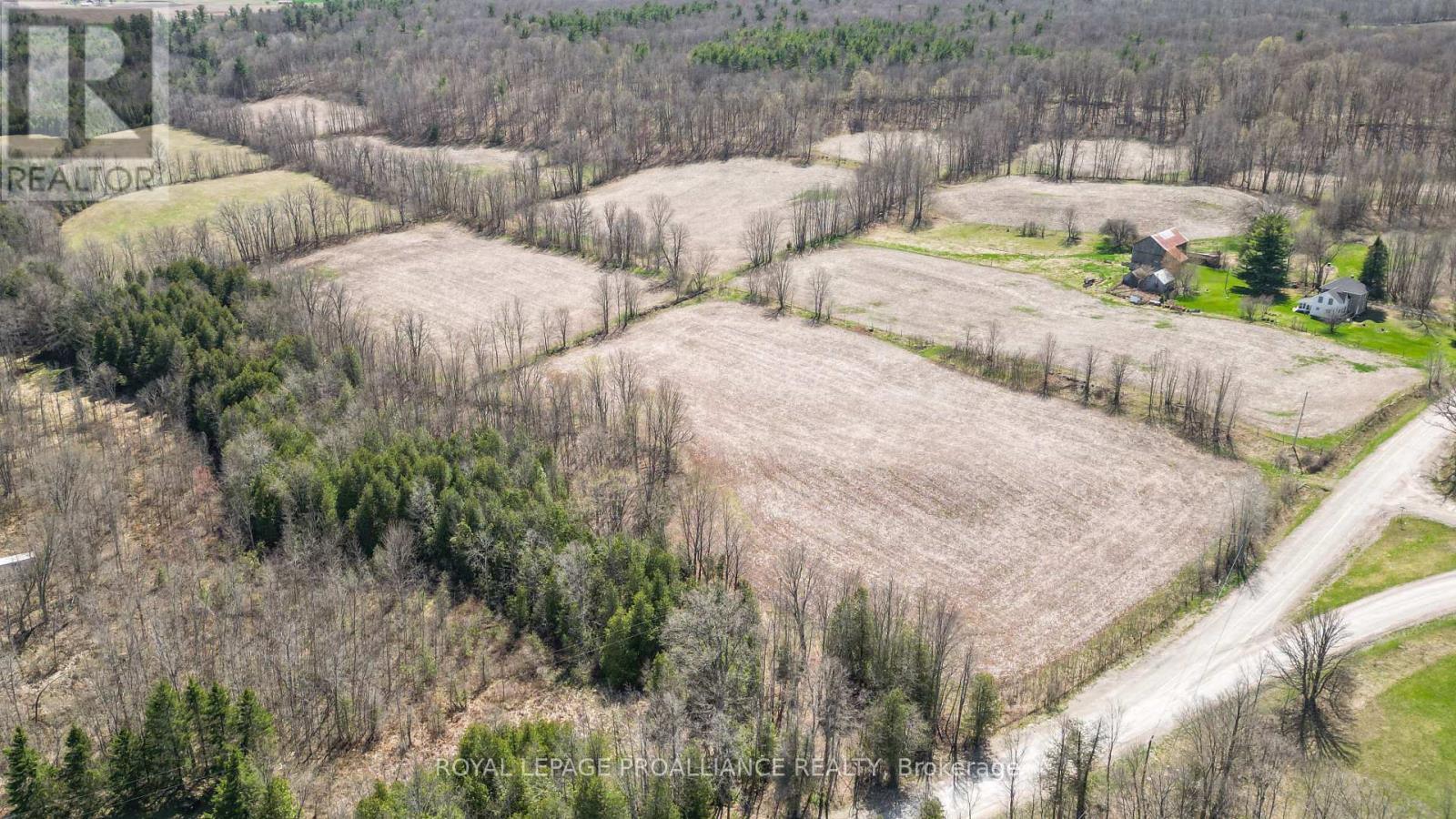 












39 PALMATEER ROAD

,
Tweed (Hungerford (Twp)),




Ontario
K0K3J0

