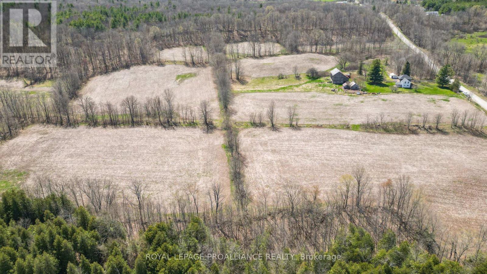












39 PALMATEER ROAD

,
Tweed (Hungerford (Twp)),




Ontario
K0K3J0

