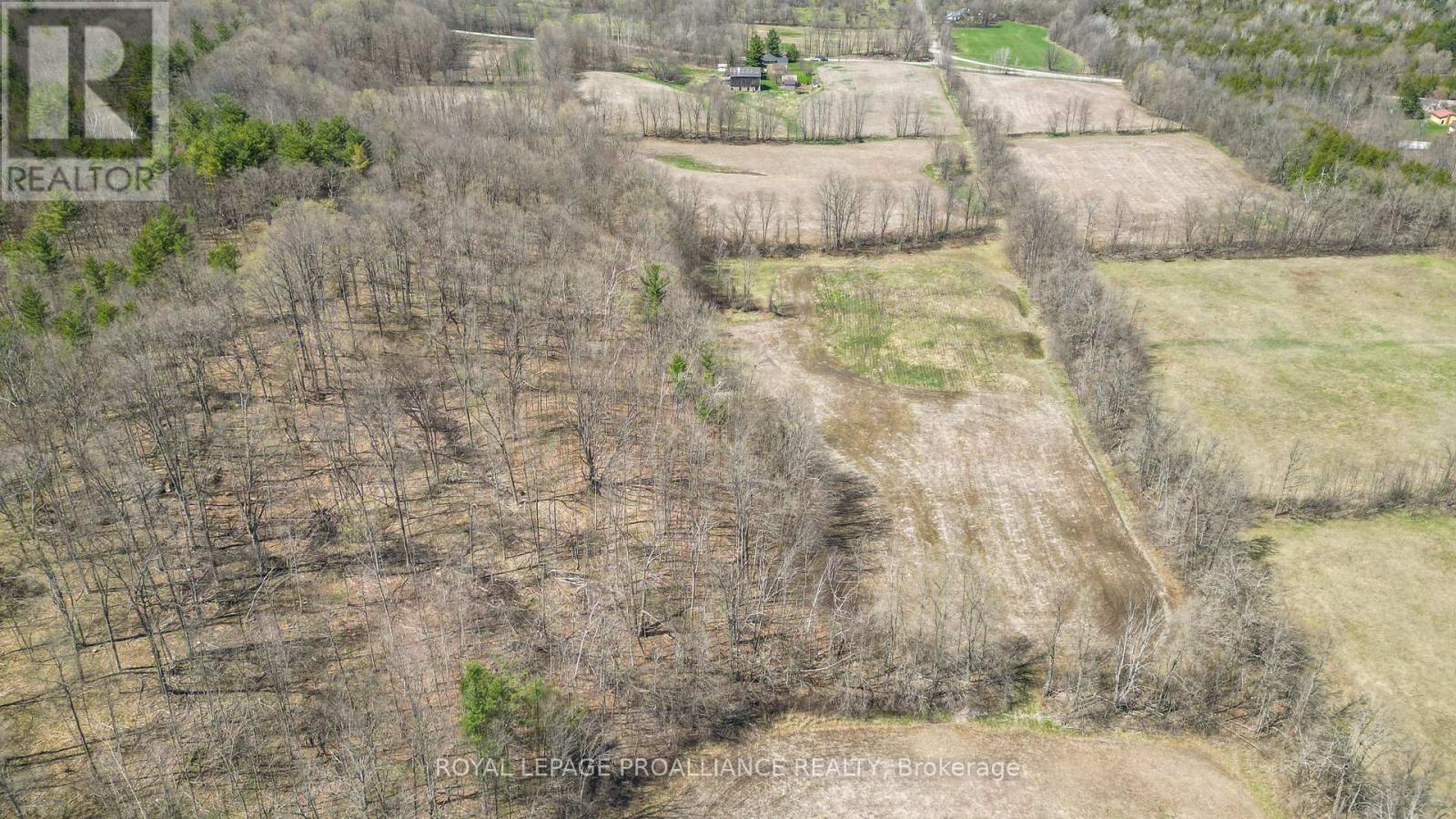 












39 PALMATEER ROAD

,
Tweed (Hungerford (Twp)),




Ontario
K0K3J0

